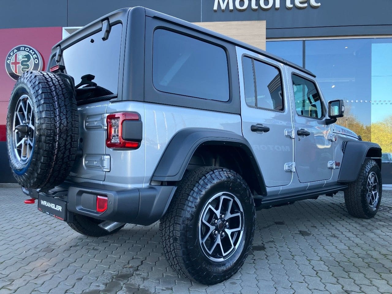 Jeep Wrangler Unlimited 2.0T 272k Rubicon 2024