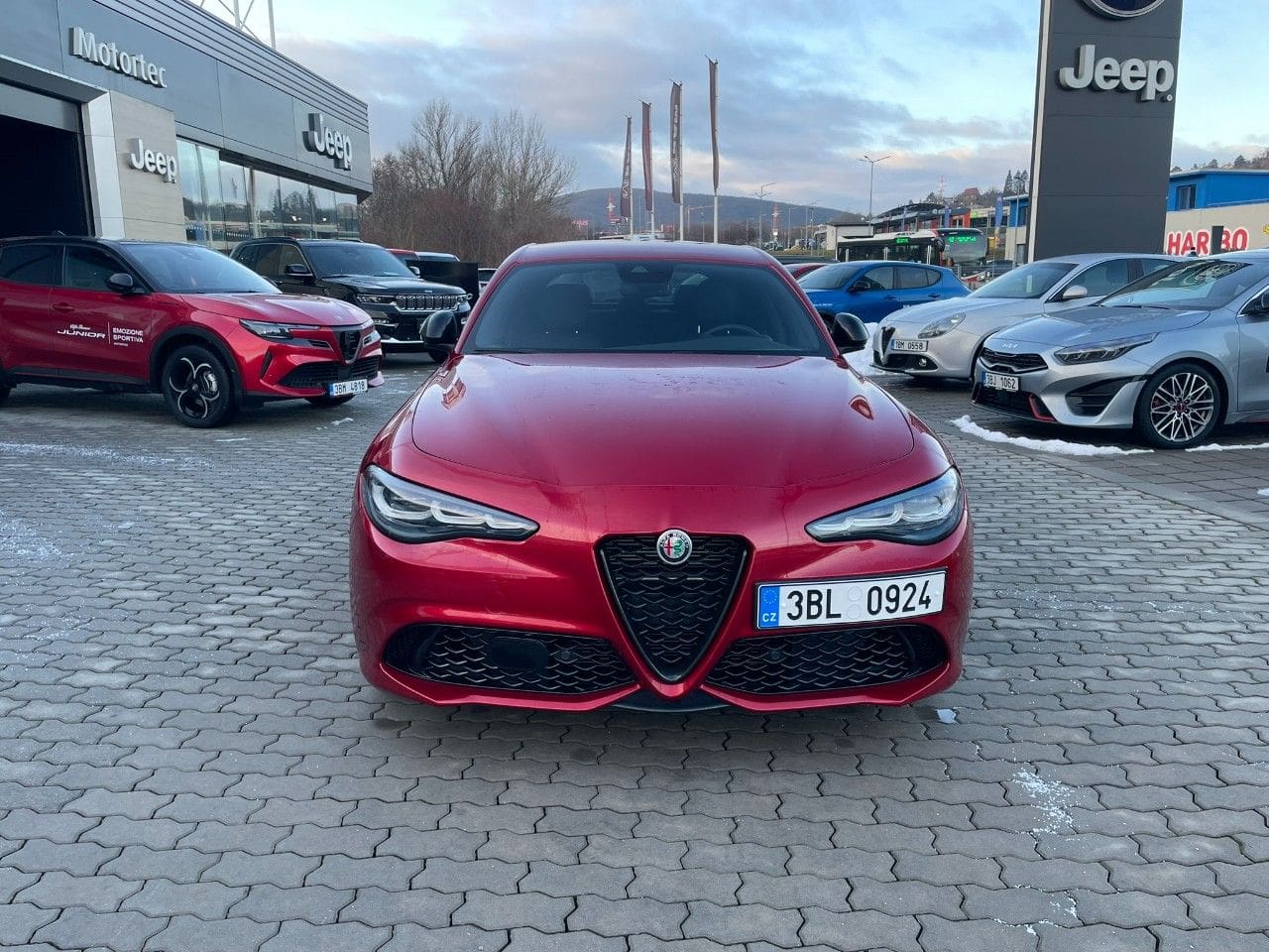 Alfa Romeo Giulia 2.0 TURBO 280K AT8 Q4 Veloce MY23