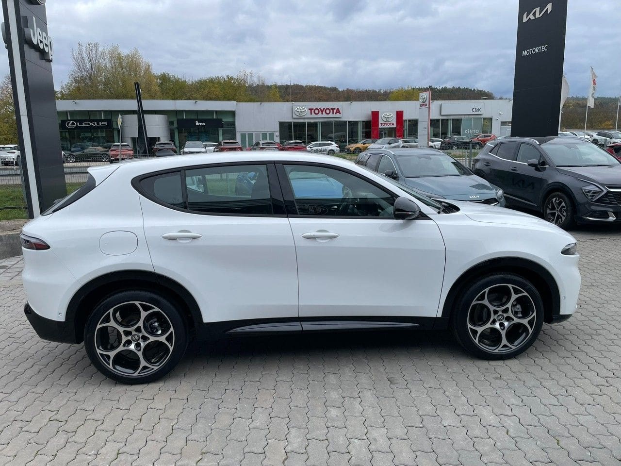 Alfa Romeo Tonale 1.5 Turbo e-Hybrid 160k AUT7 Trenta 30 MY24