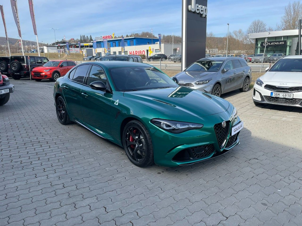 Alfa Romeo Giulia 2.9 V6 BITURBO 520K AT8 QUADRIFOGLIO