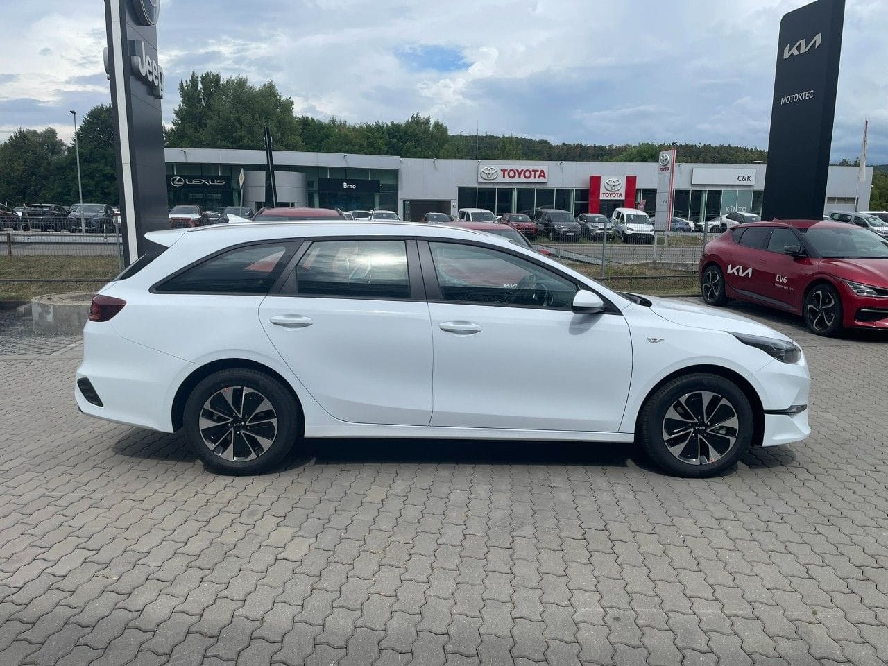 Kia Ceed SW 1,5 T-GDi GPF SW SPIN MY25