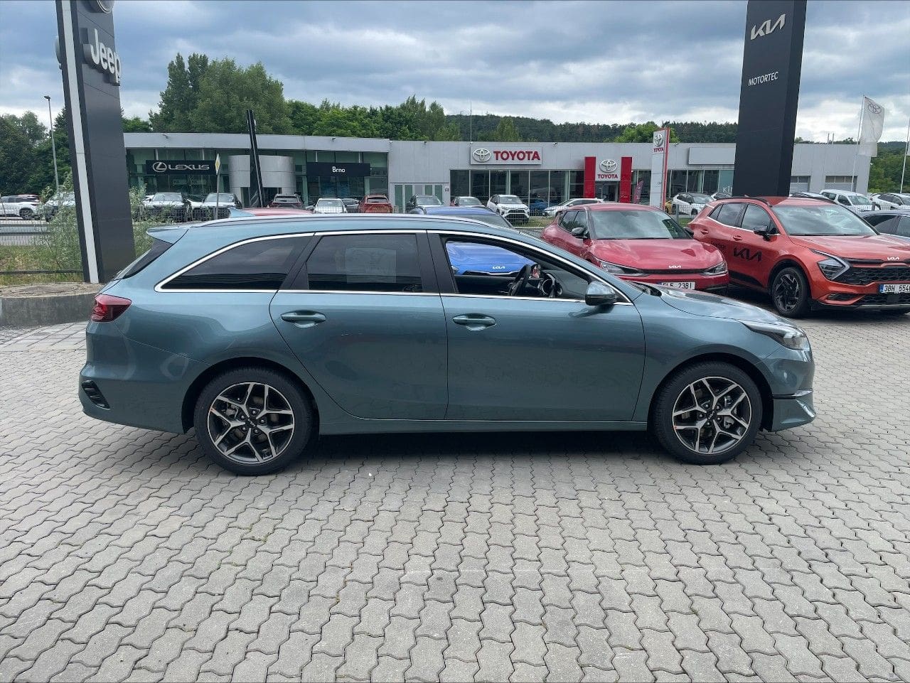 Kia Cee’d SW TOP 1,5 T-GDI GPF 103 kW