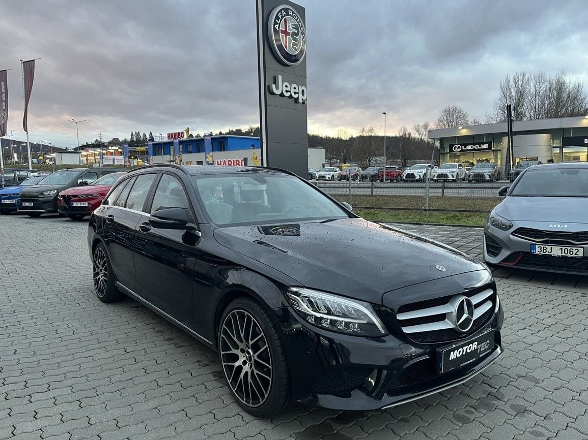 Mercedes-Benz Třídy C C200 CDI 118kW AT9